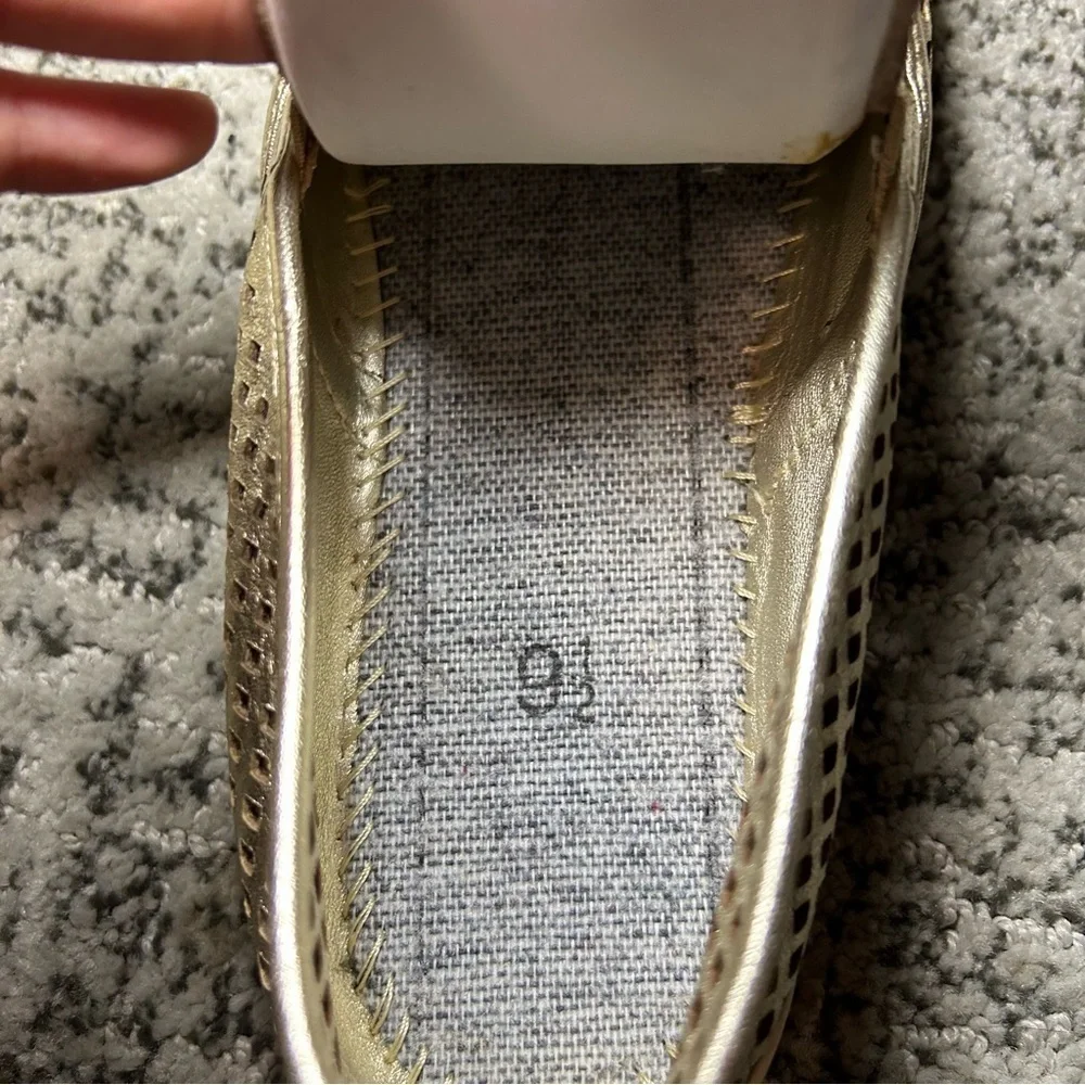 Tory Burch Leather Jesse Gold Perforated Slip-On Loafers Size 9.5